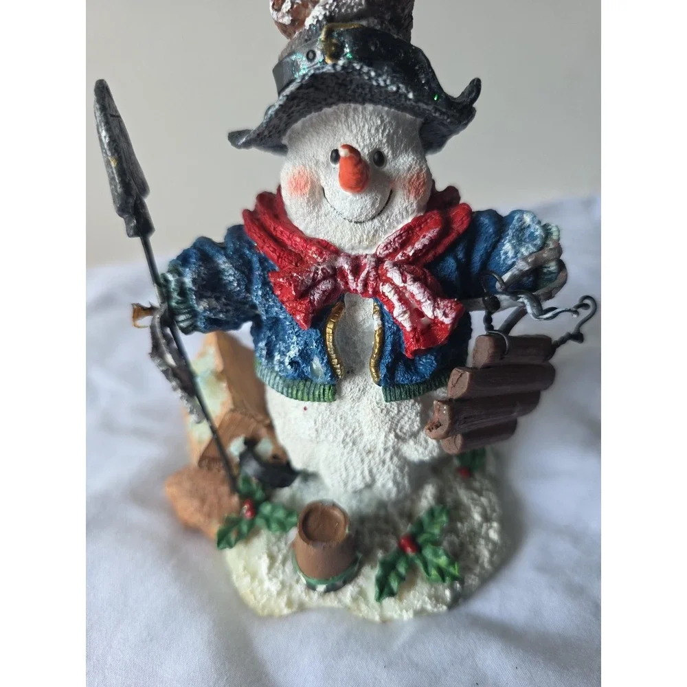 Ceramic Gardener shovel mistletoe wagon‎ xmas figure